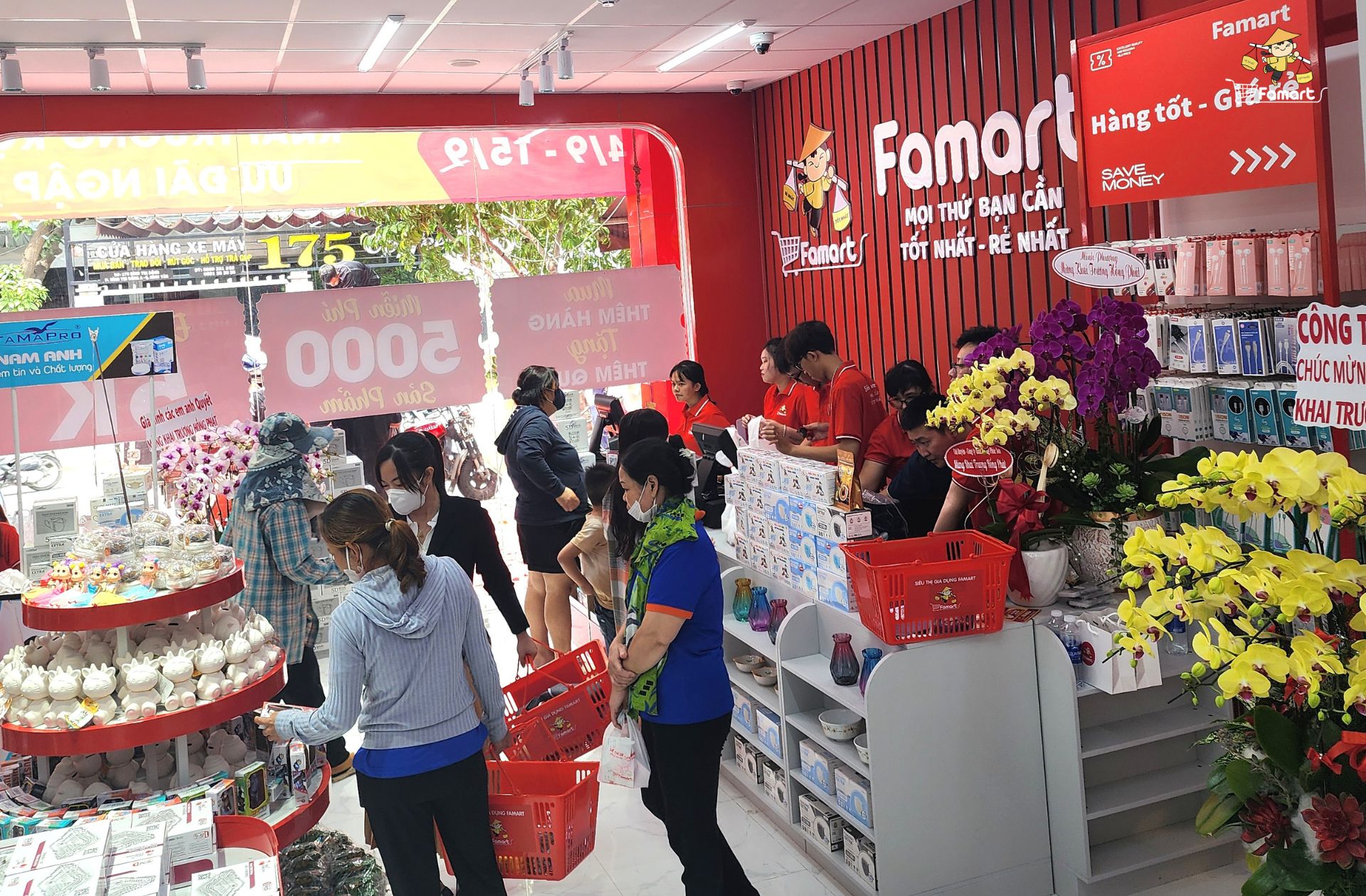 cửa hàng dụng cụ nhà bếp